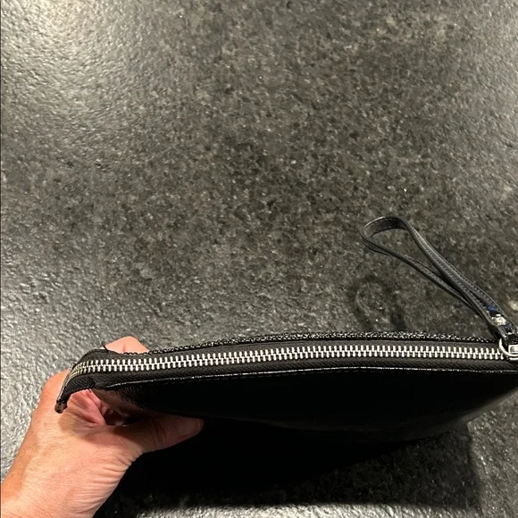 Elegant Black Beaded Clutch - Picture 6 of 10